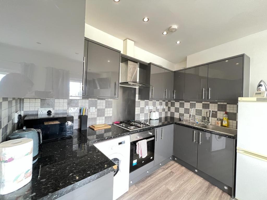 Entire New Flat With View To River Yare, H7 Apartment Great Yarmouth Luaran gambar
