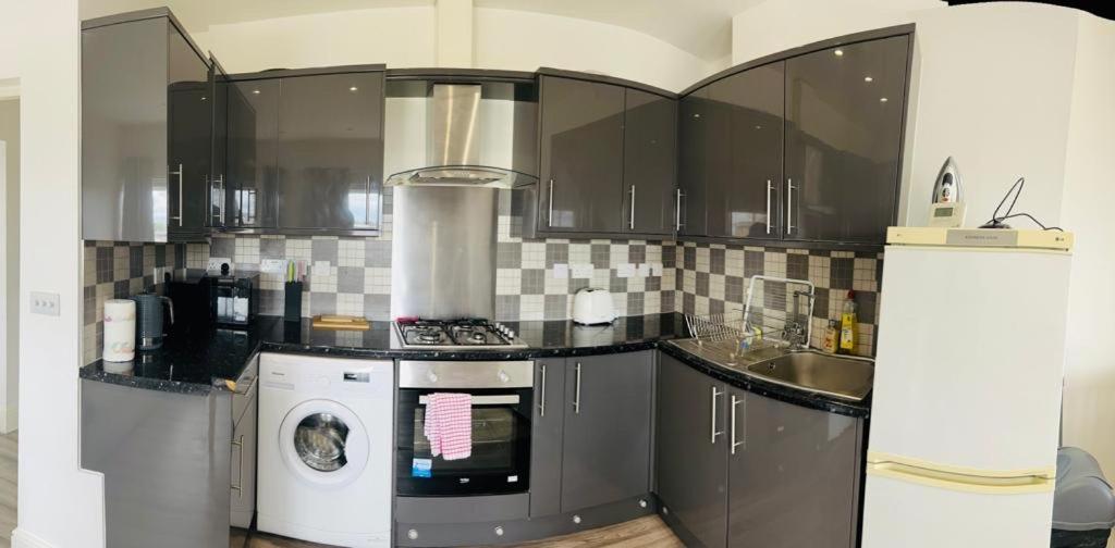 Entire New Flat With View To River Yare, H7 Apartment Great Yarmouth Luaran gambar